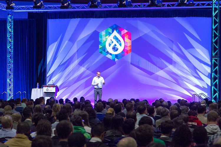 Dries-note Drupalcon Nashville 2018 by Susanne Coates – Flickr (Creative Commons) 