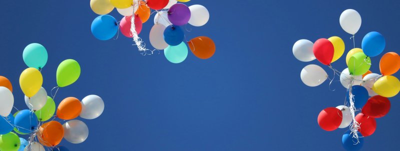 Away we go... up in the sky by Ankush Minda (from Unsplash.com)